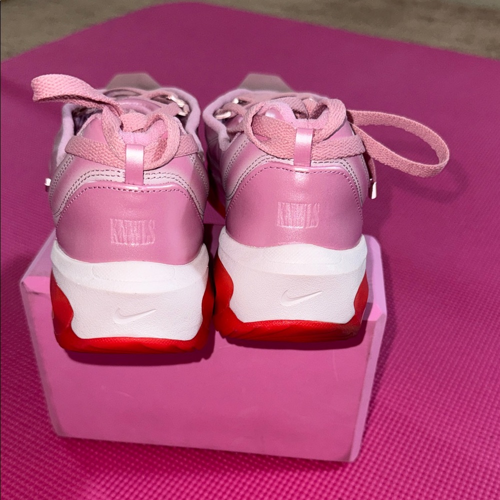 Nike Women's Pink and Red Athletic Sneakers (only worn once) - Picture 8 of 9